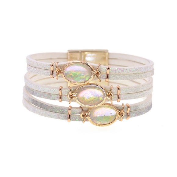 COPY - Leather Cuff Bracelet - Picture 1 of 9